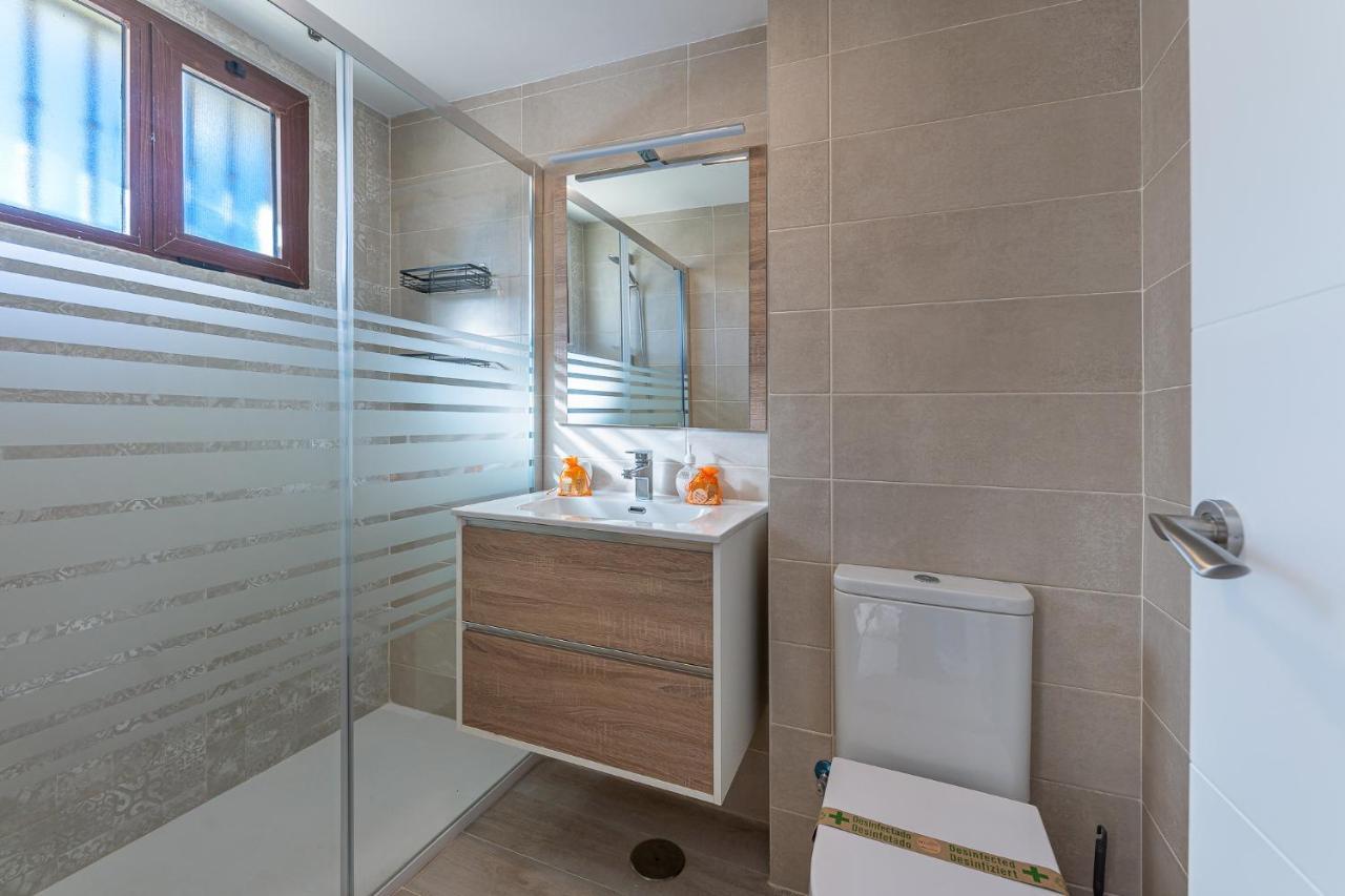 797 Holiday Rentals- Apartamento En Aloha Playa Frente Al Mar Benalmádena Kültér fotó