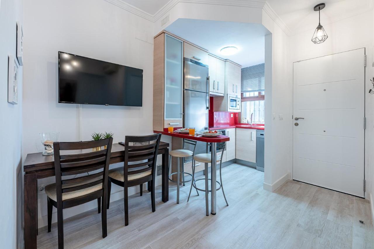 797 Holiday Rentals- Apartamento En Aloha Playa Frente Al Mar Benalmádena Kültér fotó
